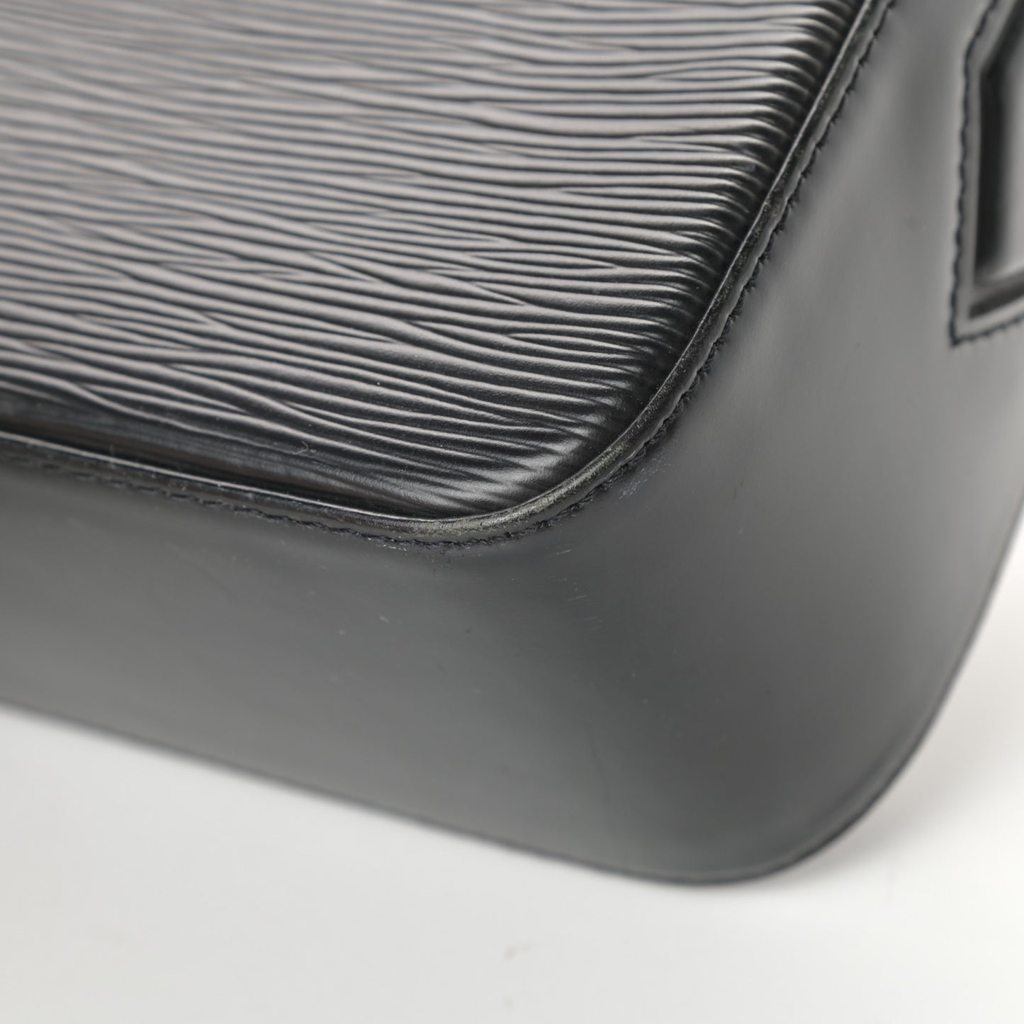 Epi Buci Black