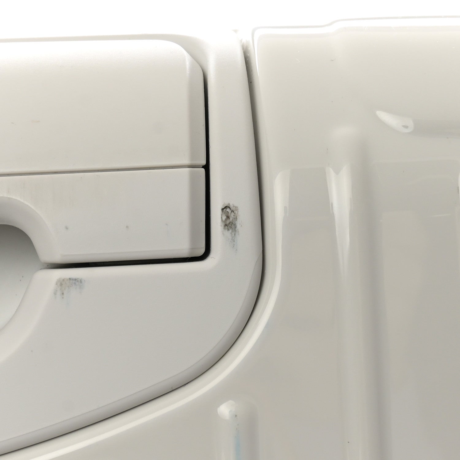 Rimowa Gloss Polycarbonate Essential Trunk Plus White 11 of 16