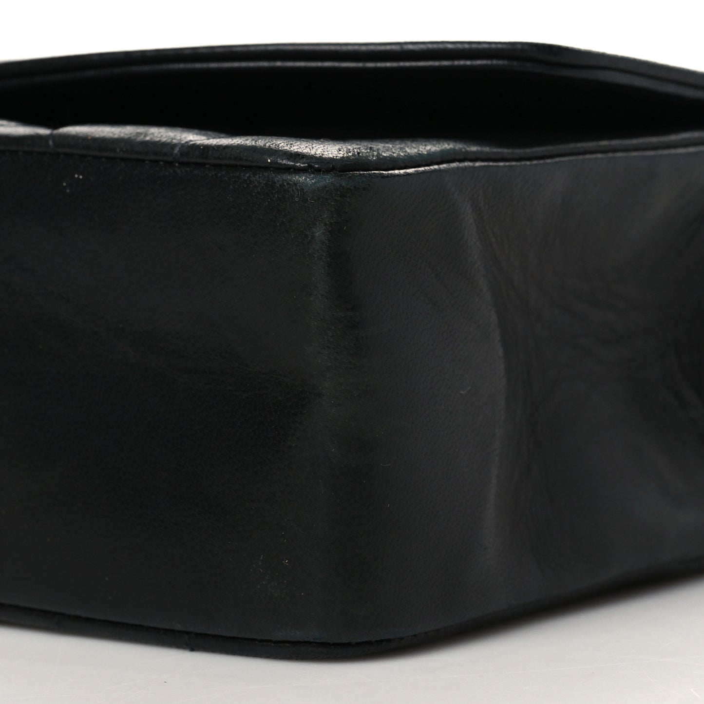 Lambskin Quilted Medium Single Flap Black