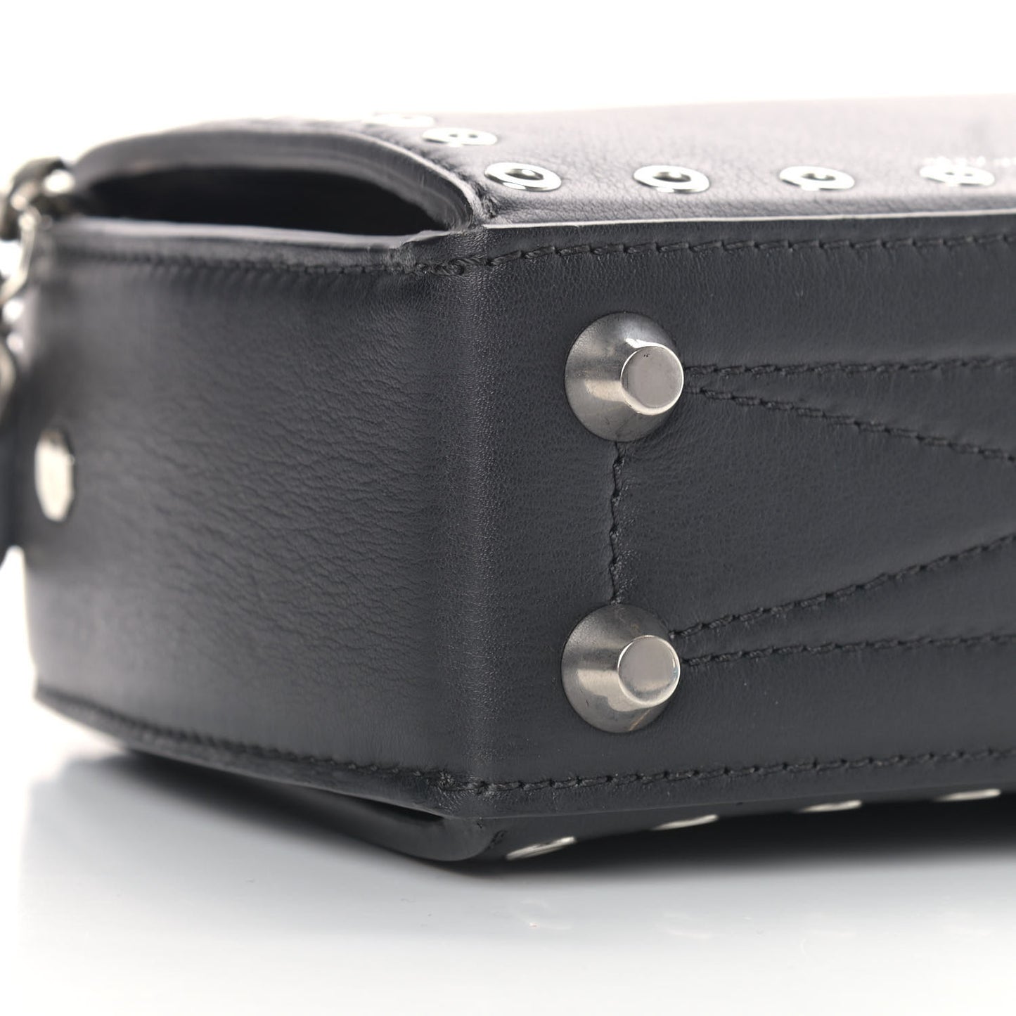 Fine Grain Goatskin Perforated Box Shoulder Bag 16 Black