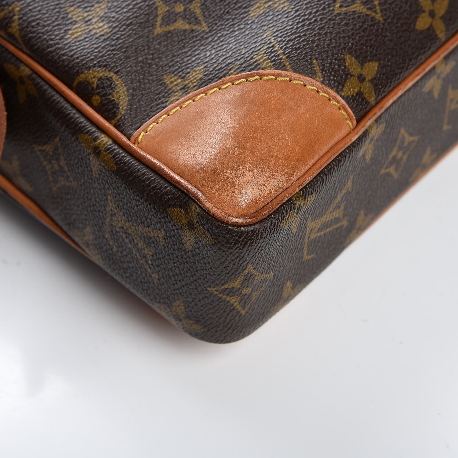 Louis Vuitton Monogram Porte-Documents Voyage Briefcase 12 of 22