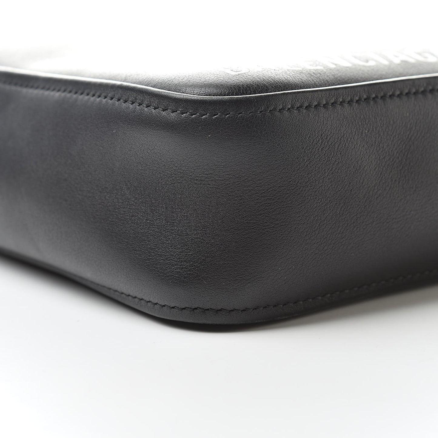Calfskin XS Triangle Chain Duffle Black
