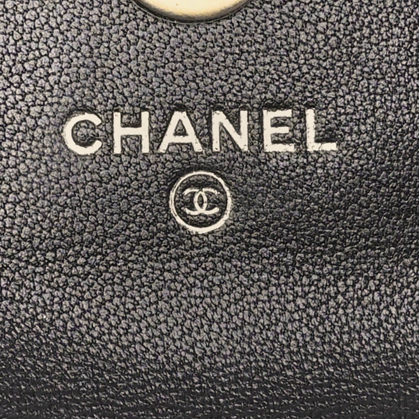 Lambskin Quilted Pearl Crush Clutch With Chain Black