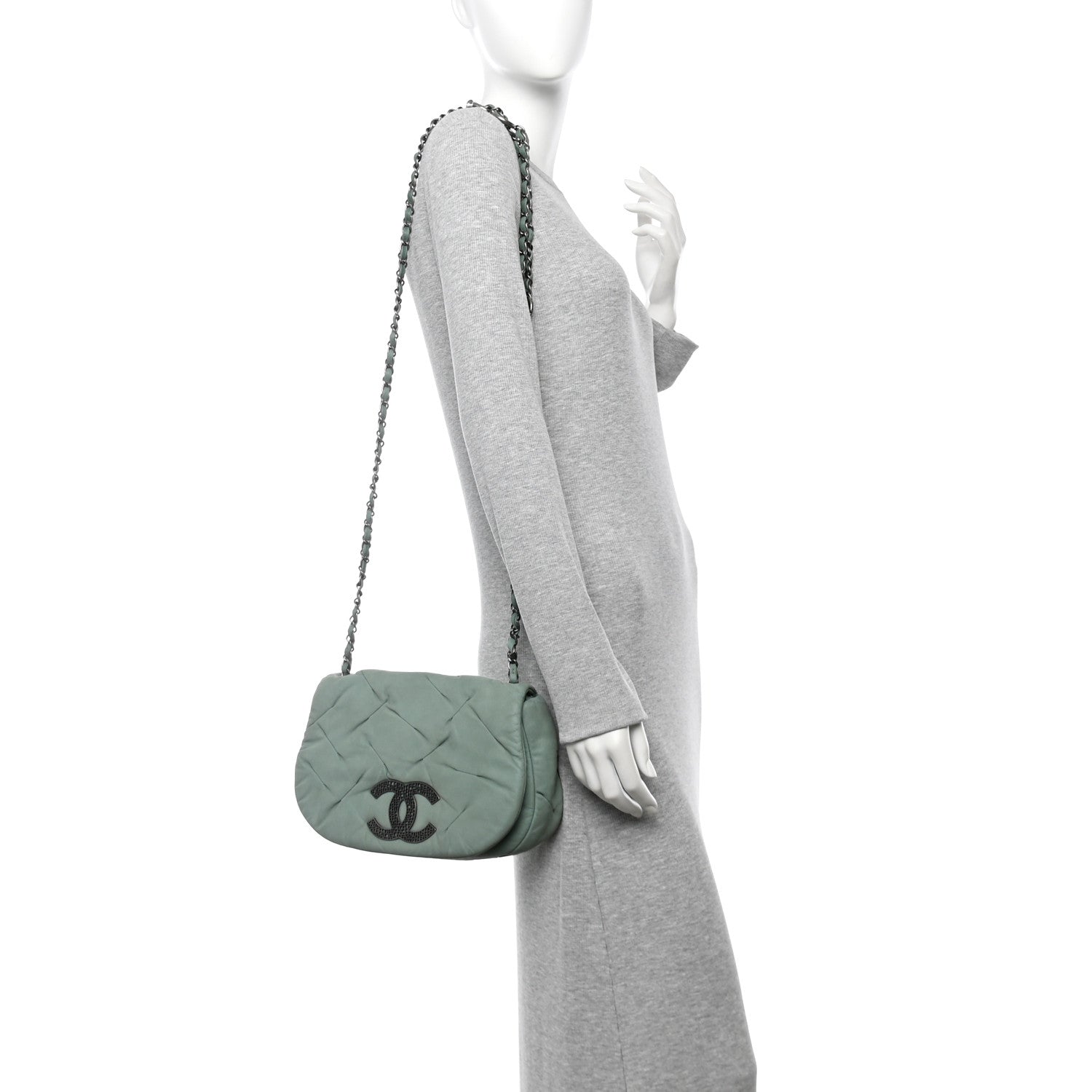 Chanel Iridescent Calfskin Glint Flap Green 2 of 15