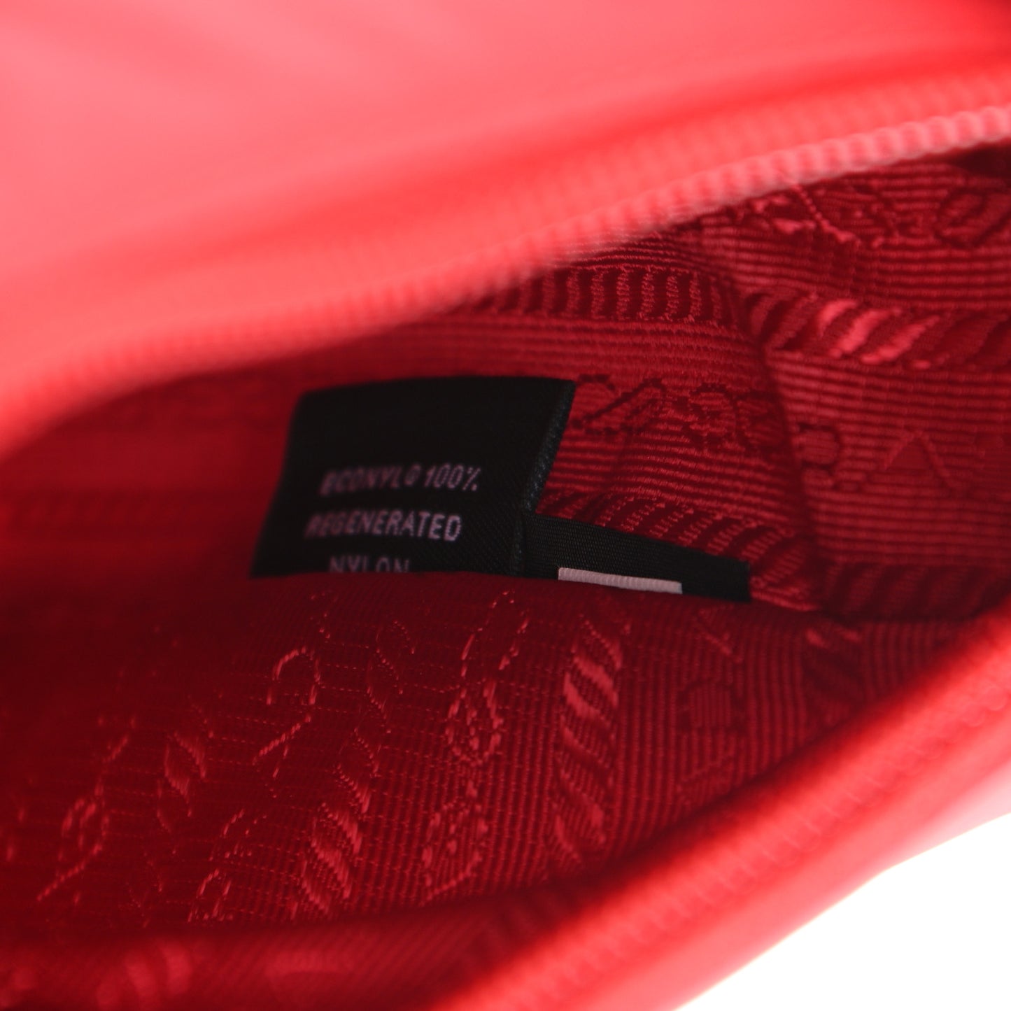 Tessuto Nylon Mini Re-Edition 2000 Bag Rosso