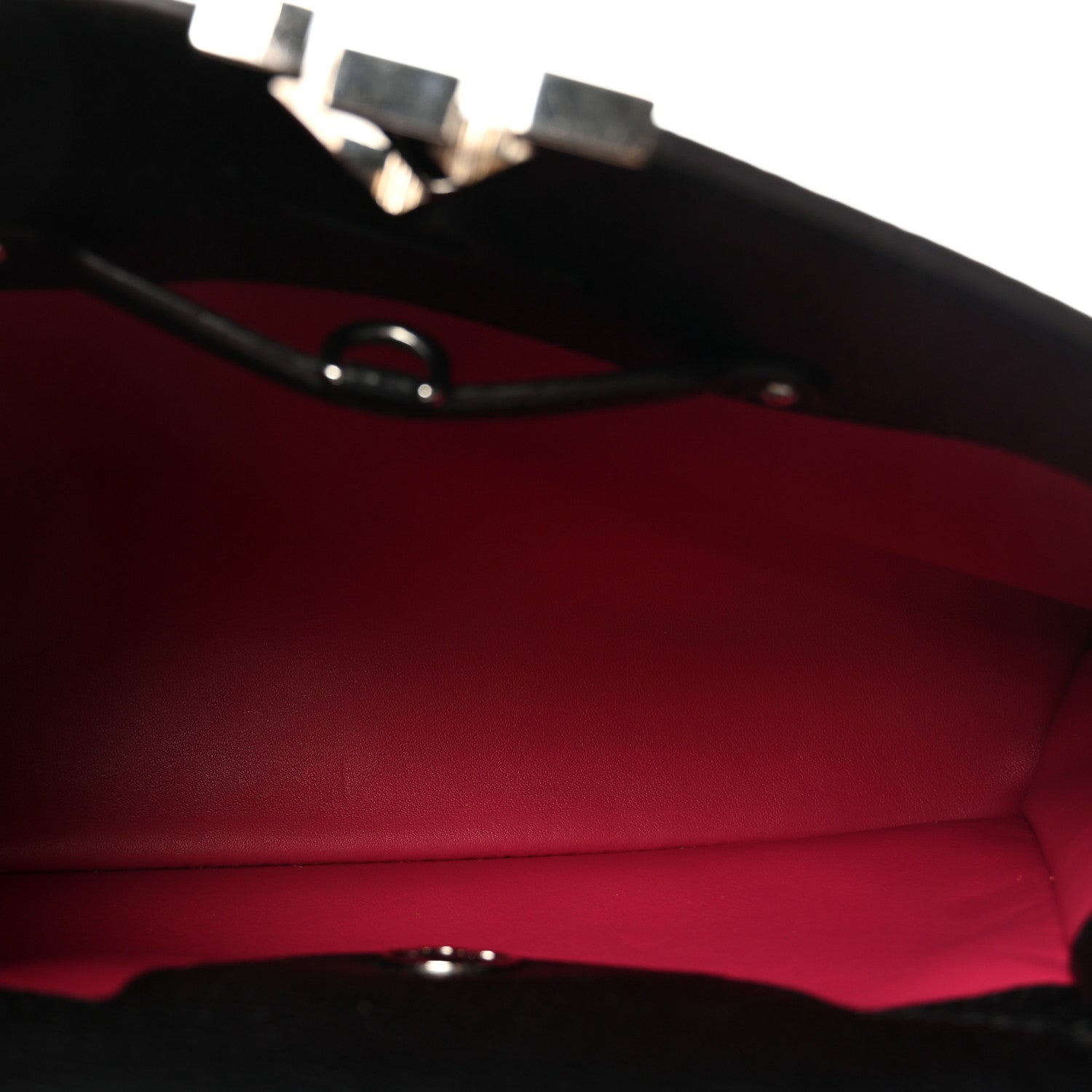 Louis Vuitton Taurillon Capucines PM Black 5 of 9