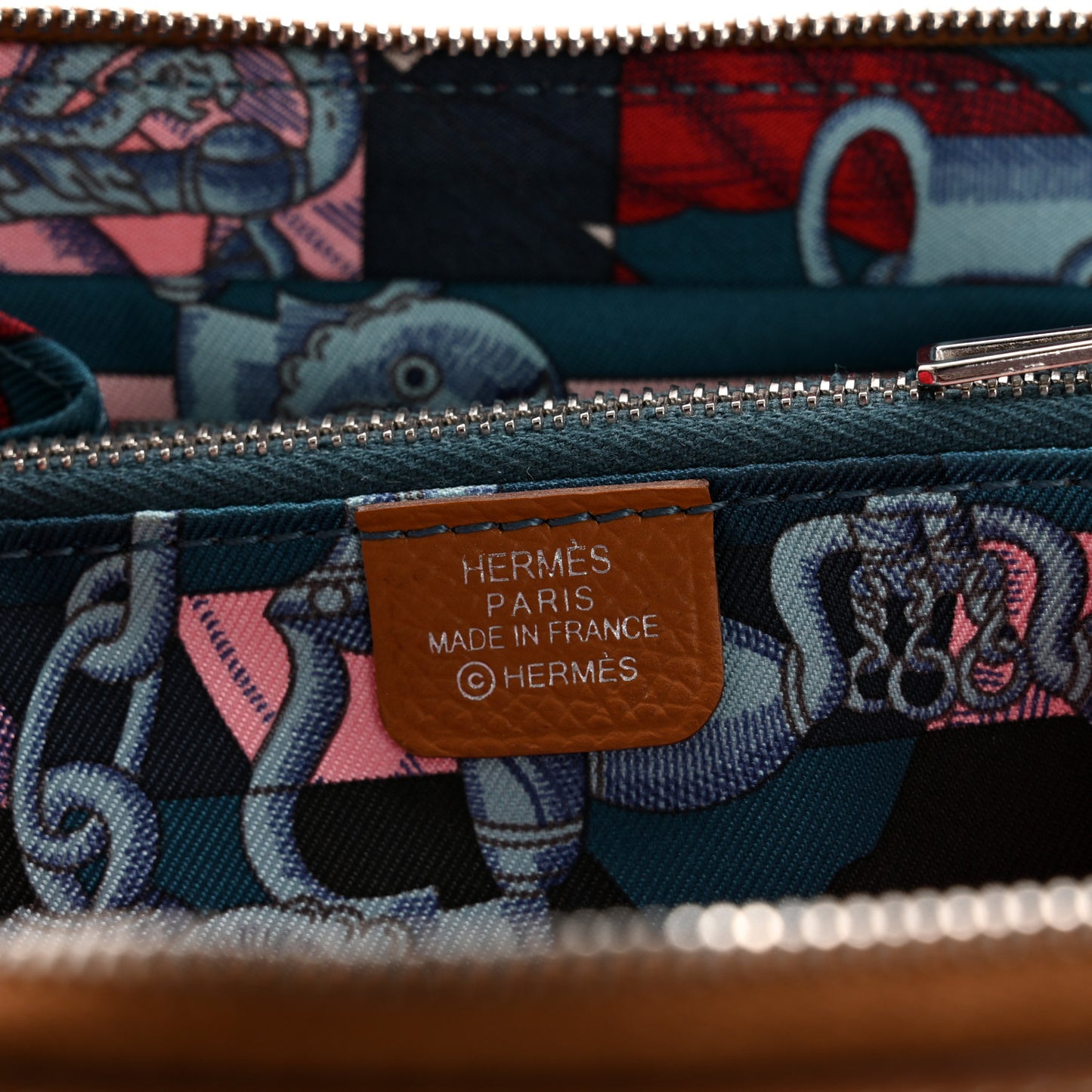 Epsom Silk'in Compact Wallet Gold
