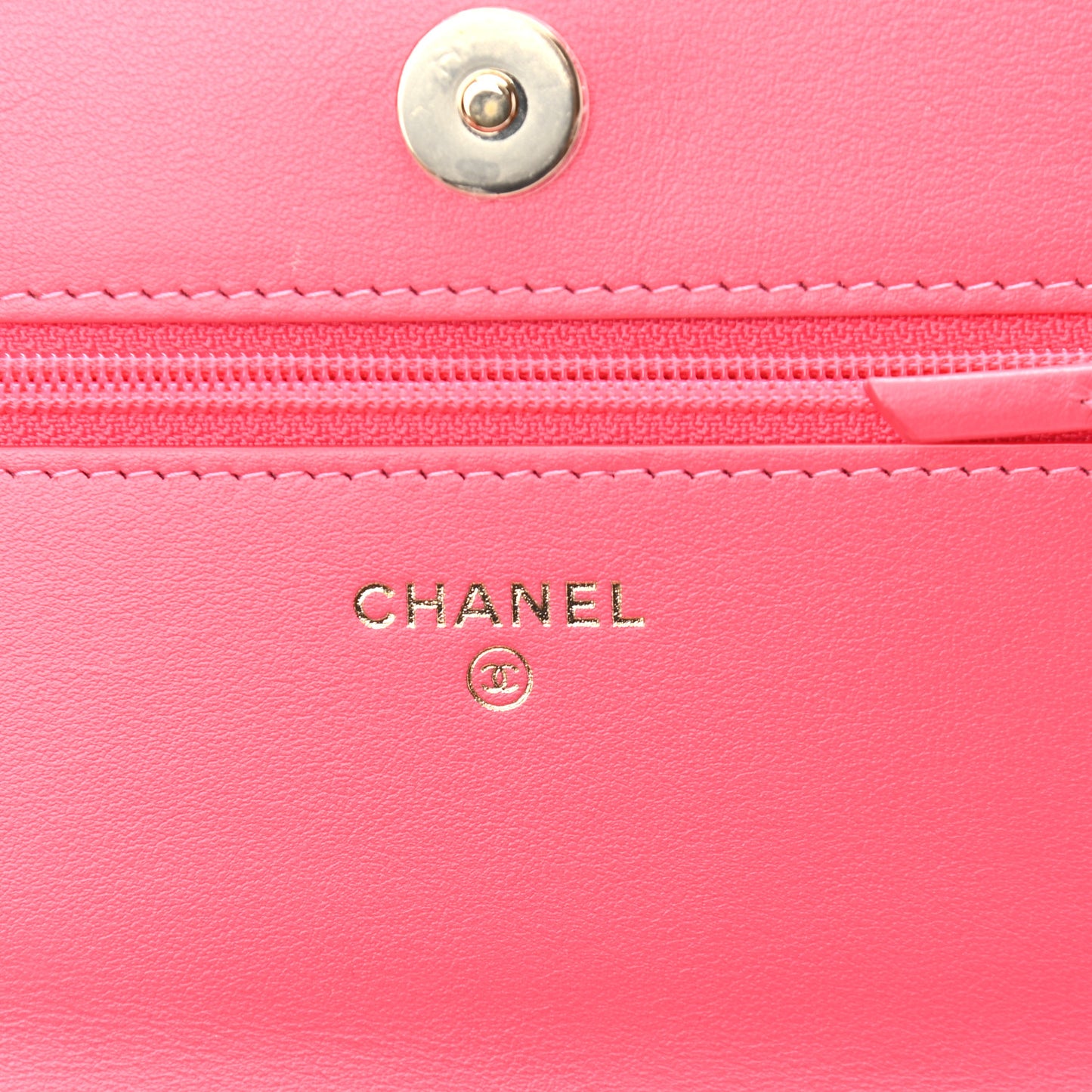 Calfskin Quilted Pearl CC Wallet On Chain WOC Pink