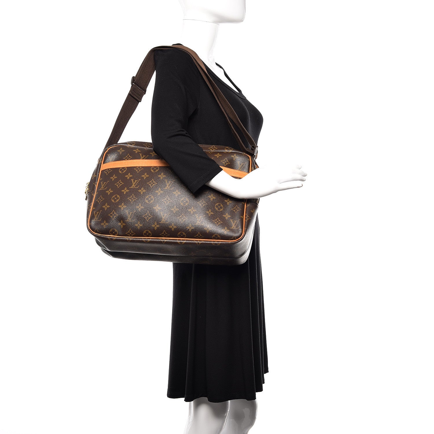 Louis Vuitton Monogram Reporter GM 2 of 17