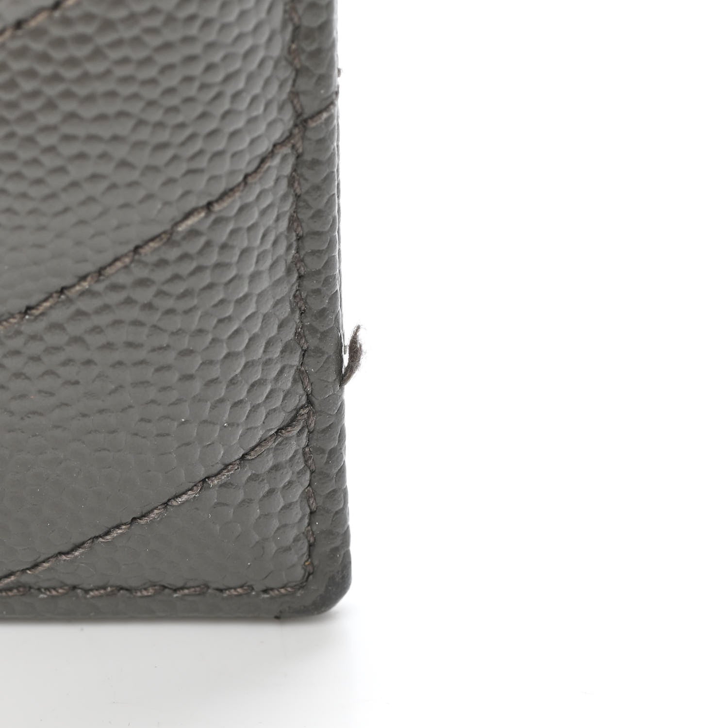 Saint Laurent Grain De Poudre Matelasse Chevron Monogram Credit Card Case Coal 10 of 11