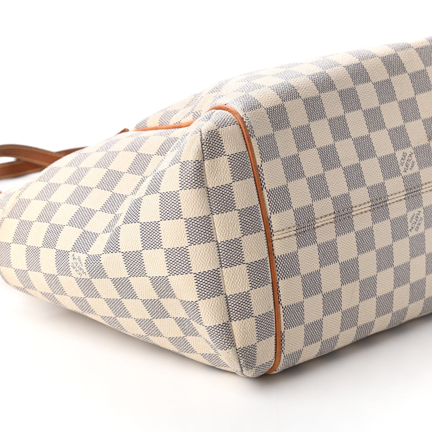 Louis Vuitton Damier Azur Totally MM 6 of 11