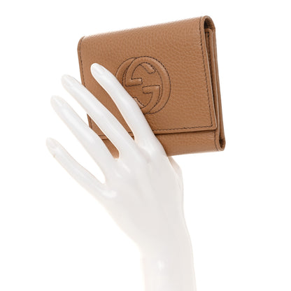 Gucci Pebbled Calfskin Soho Compact Flap Wallet Camelia 2 of 10