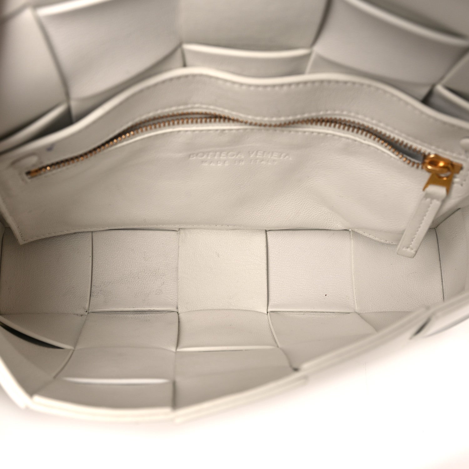 Bottega Veneta Patent Maxi Intrecciato Cassette Crossbody Bag White 5 of 12
