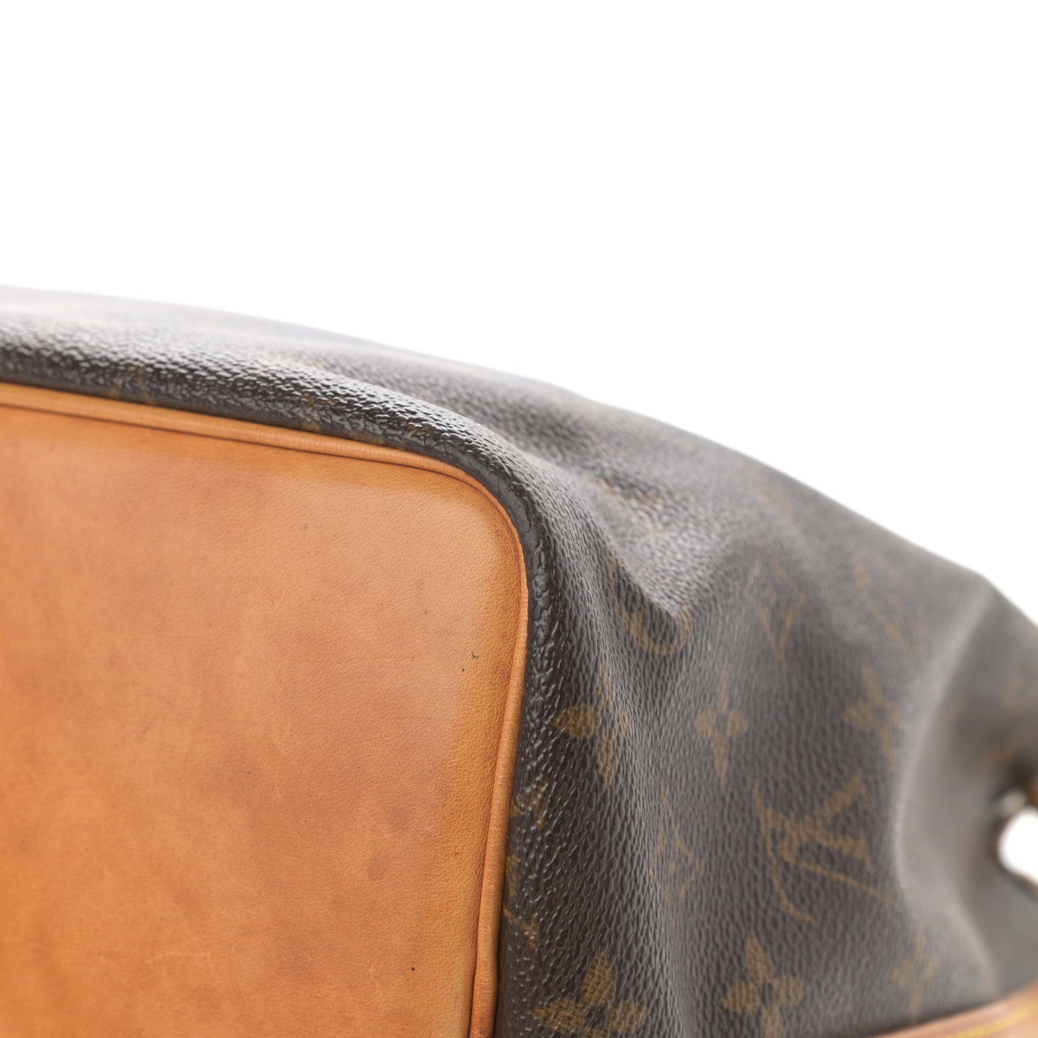 Louis Vuitton Monogram Petit Noe 19 of 22