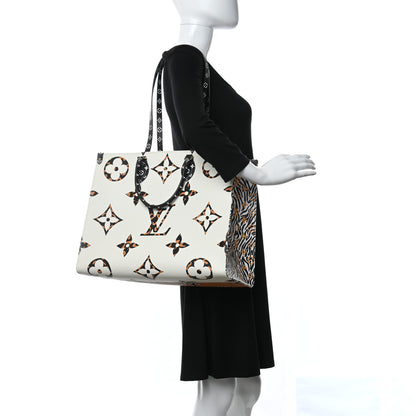 Louis Vuitton Monogram Giant Jungle Onthego GM Ivory 2 of 10