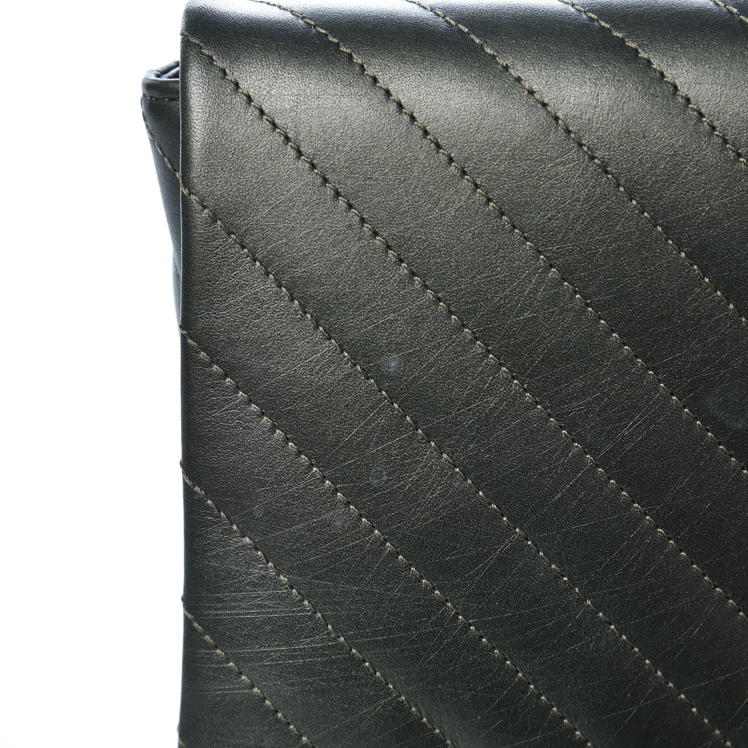 Chanel Aged Calfskin Chevron Quilted Reissue 2.55 Clutch Green 8 of 8