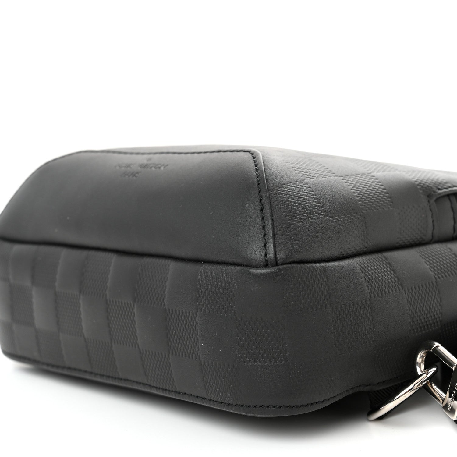 Louis Vuitton Damier Infini Avenue Sling Bag Onyx 9 of 11