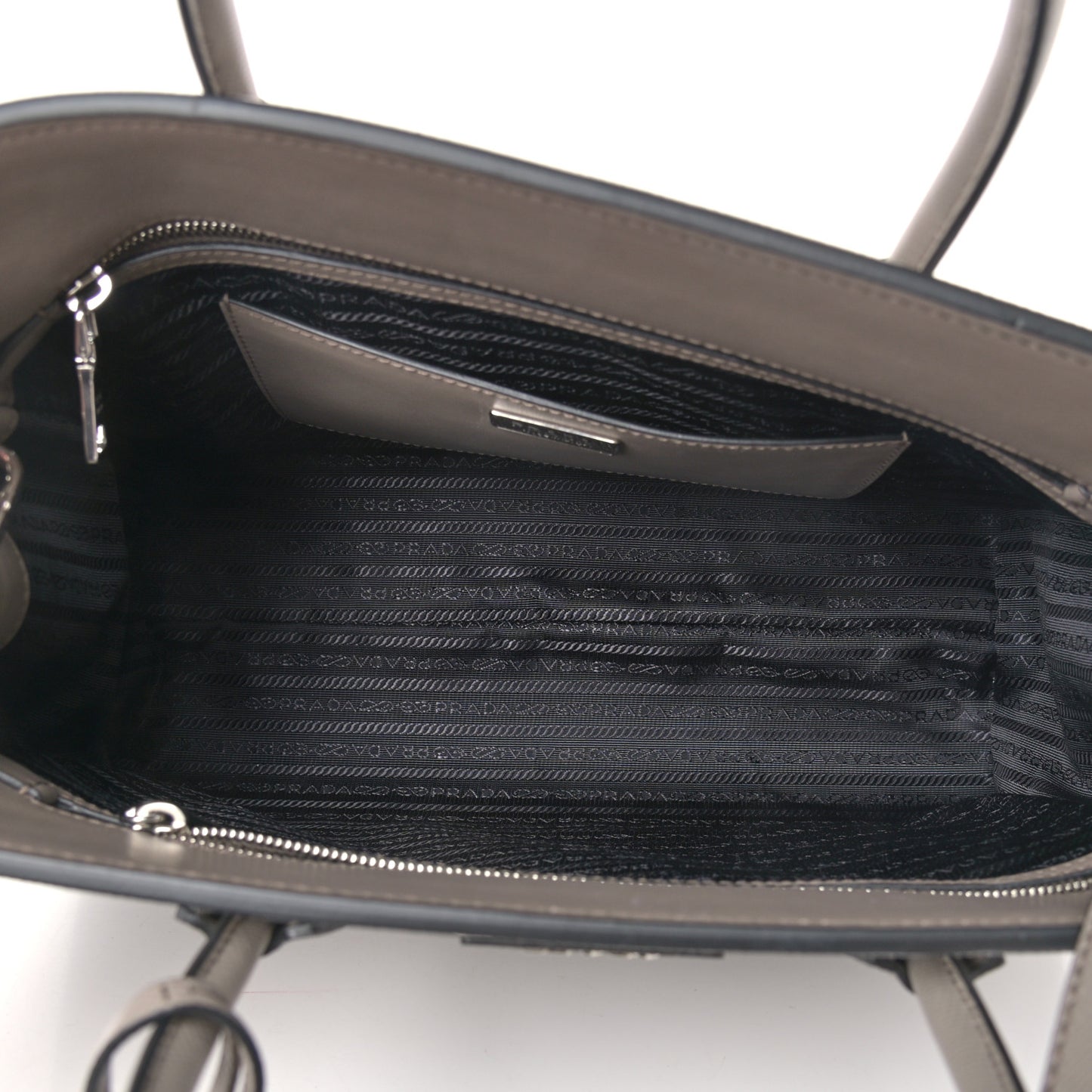 Saffiano Cuir Medium Tote Argilla