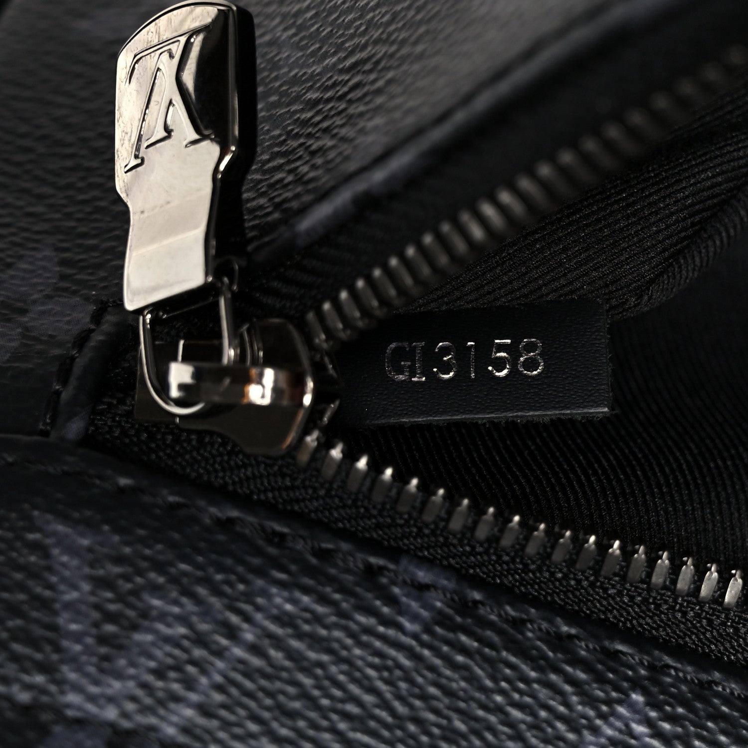 Louis Vuitton Monogram Eclipse District MM 7 of 10