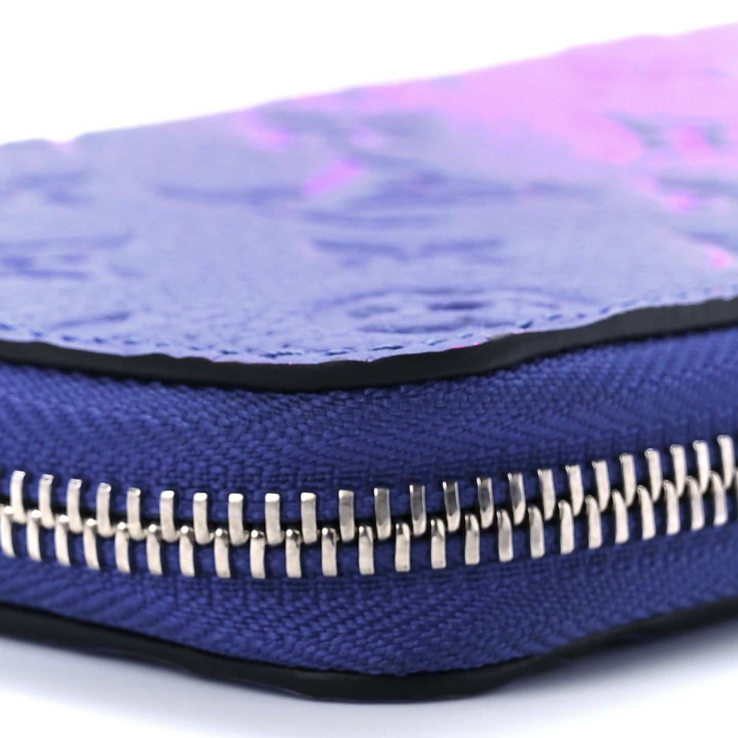 Taurillon Illusion Zippy Vertical Wallet Bleu Rose