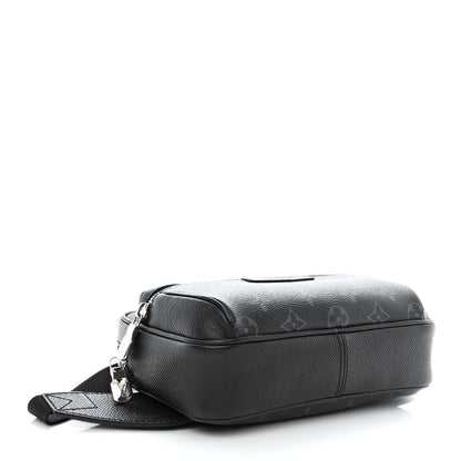 Louis Vuitton Taiga Monogram Outdoor Bumbag Black 4 of 10