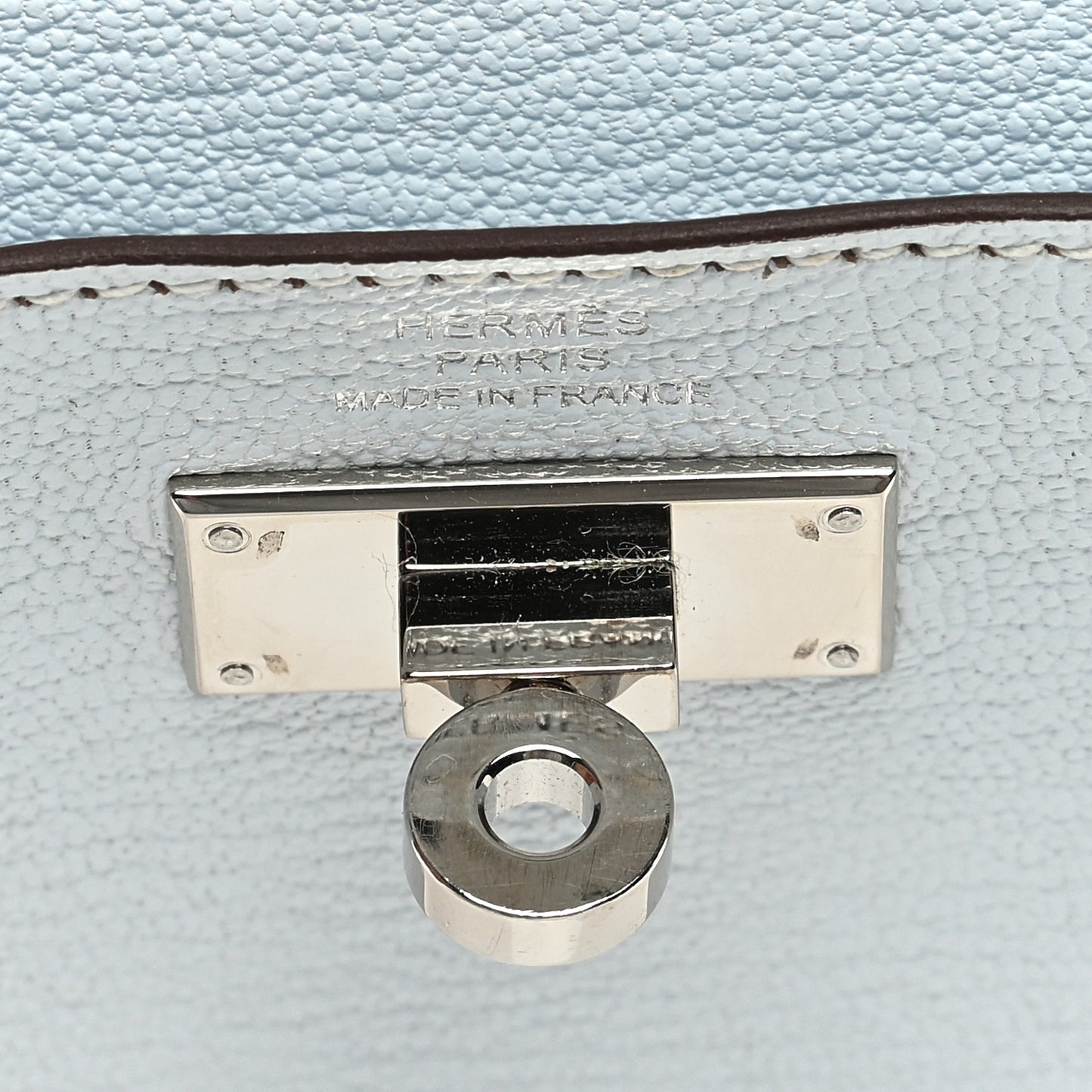 Chevre Mysore Kelly Pocket Compact Wallet Bleu Brume