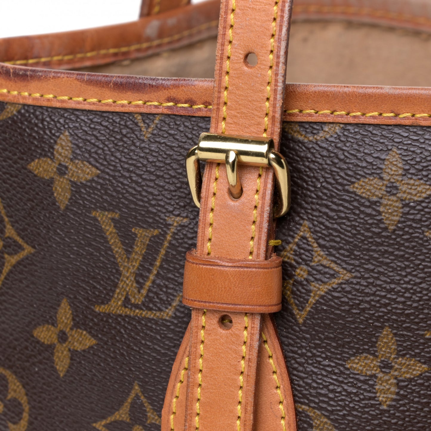 Monogram Petit Bucket 23