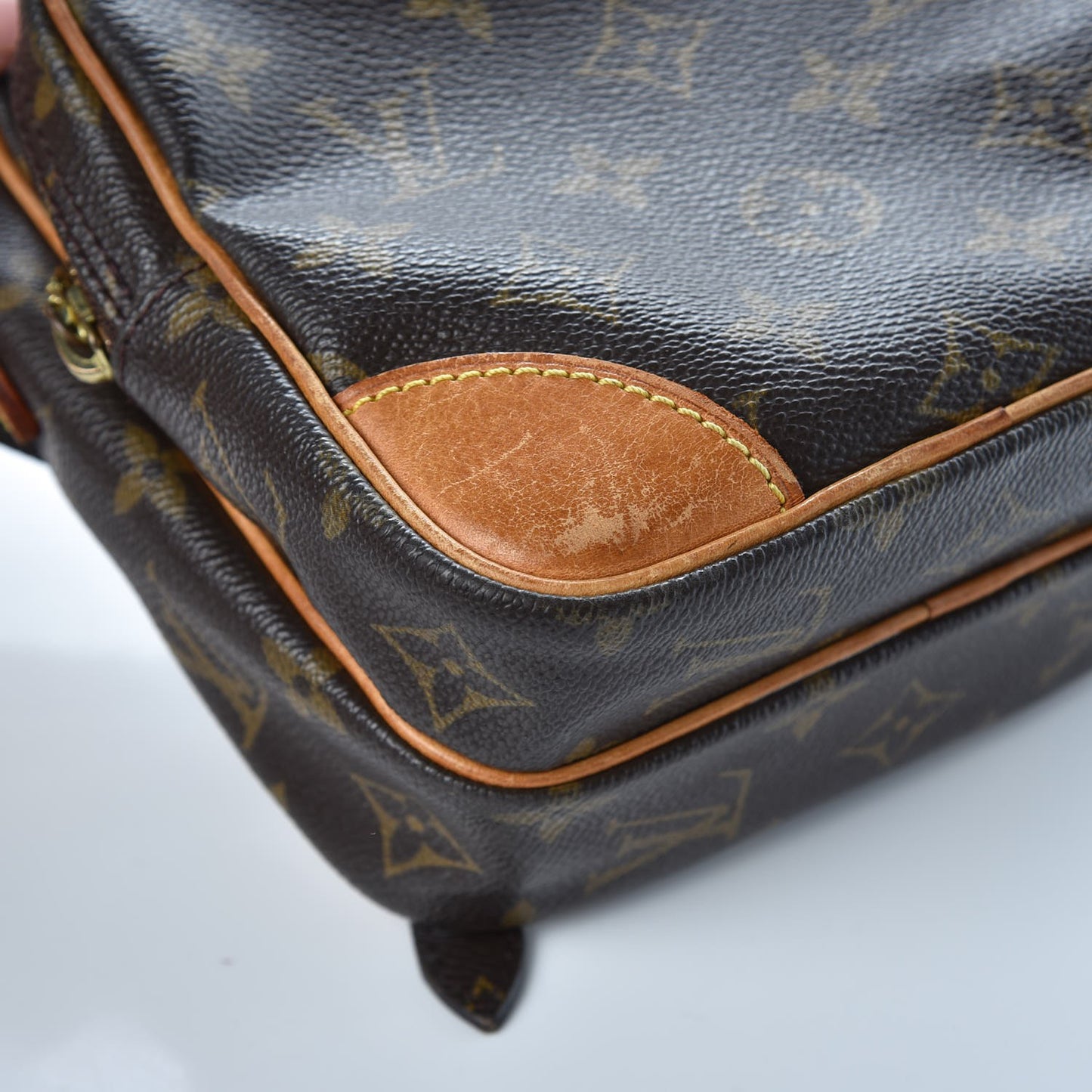 Monogram Amazone