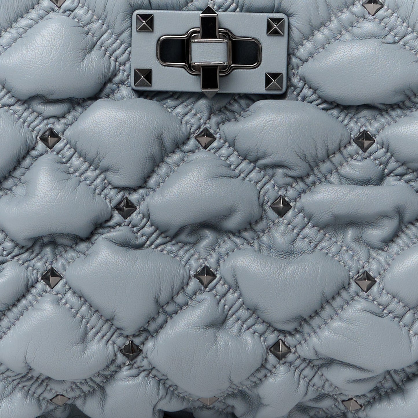 Nappa Spikeme Clutch Nuage