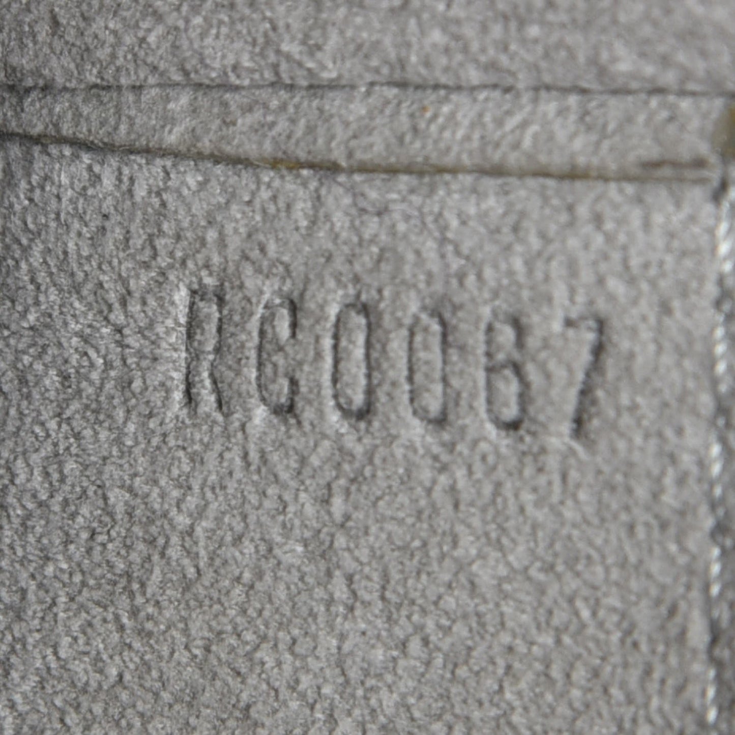 Lambskin Olympe Nimbus GM Gris Perle