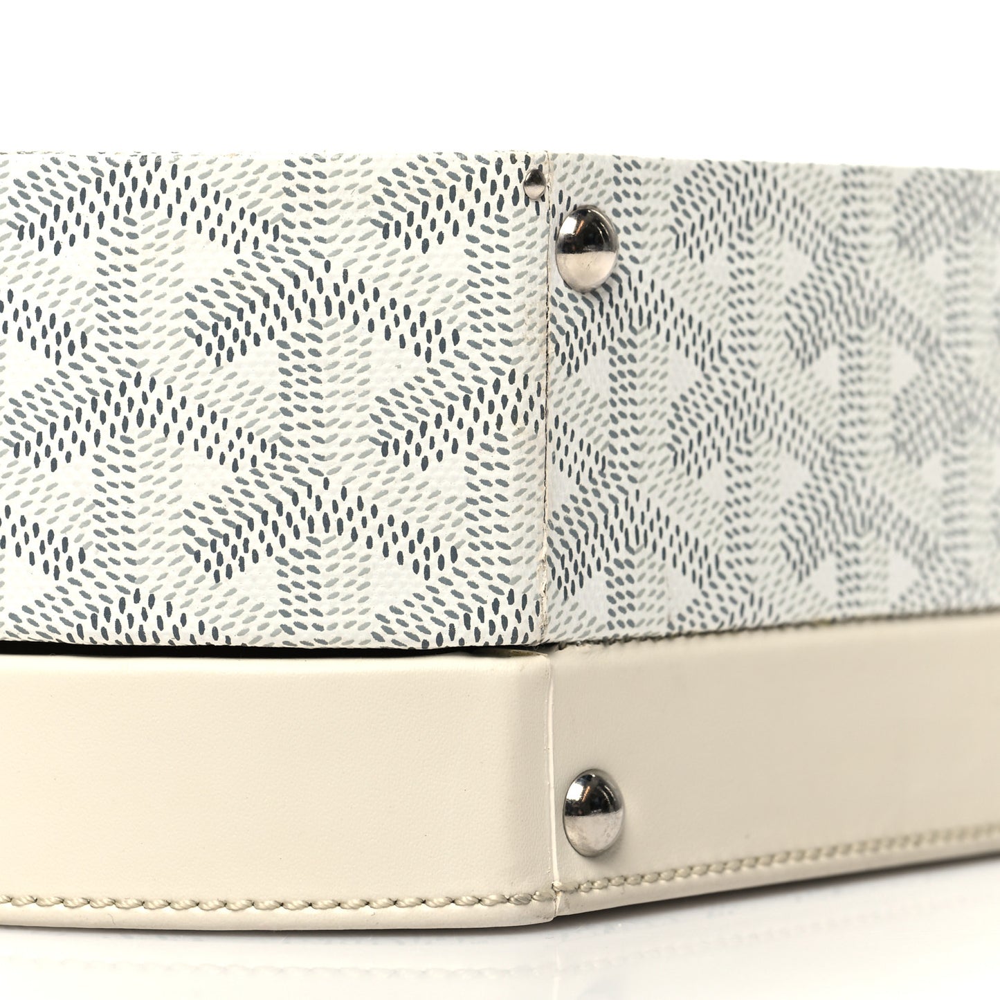Goyardine Alto Hatbox White