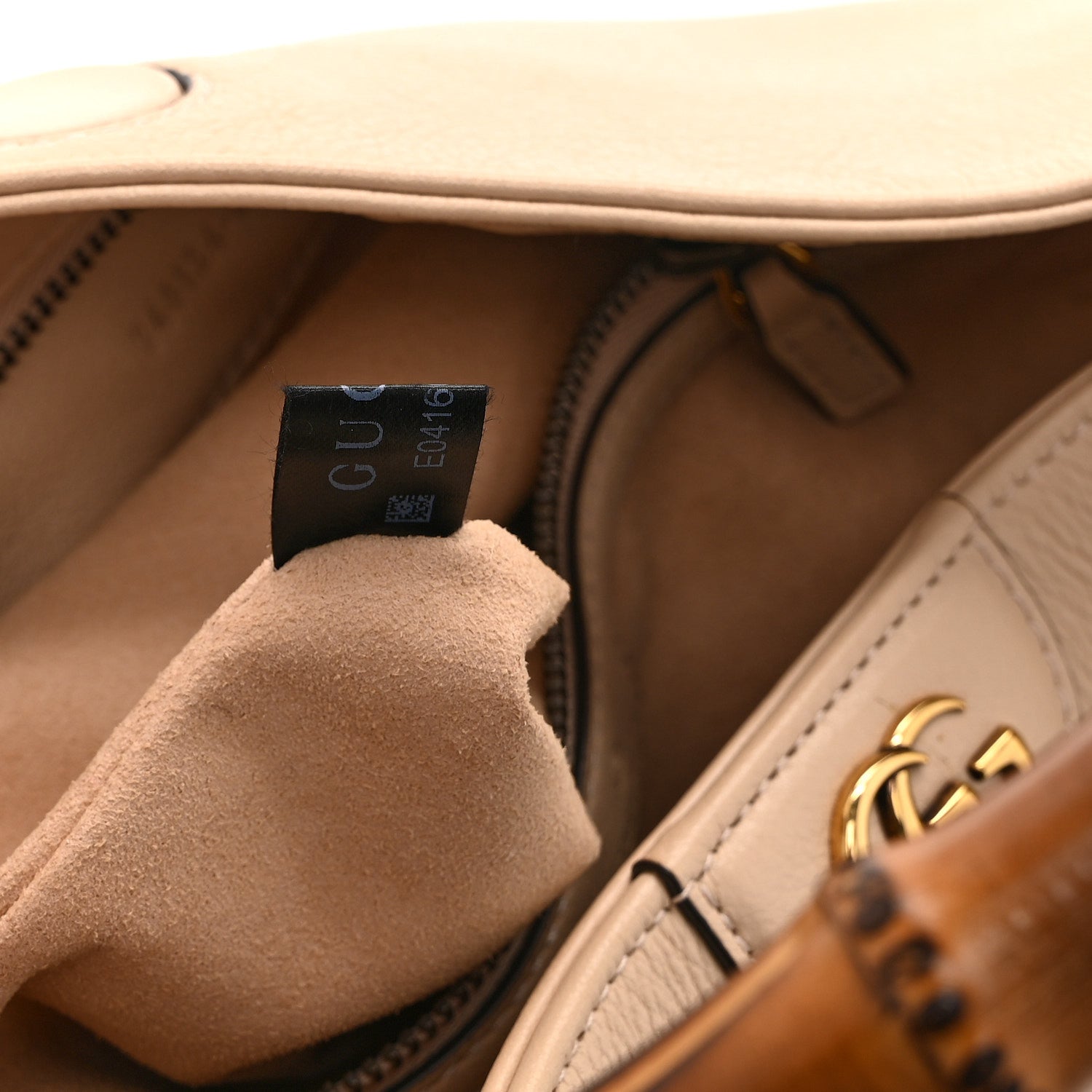 Gucci Softy Wonka Textured Dollar Calfskin Medium Diana Shoulder Bag Light Beige 8 of 11