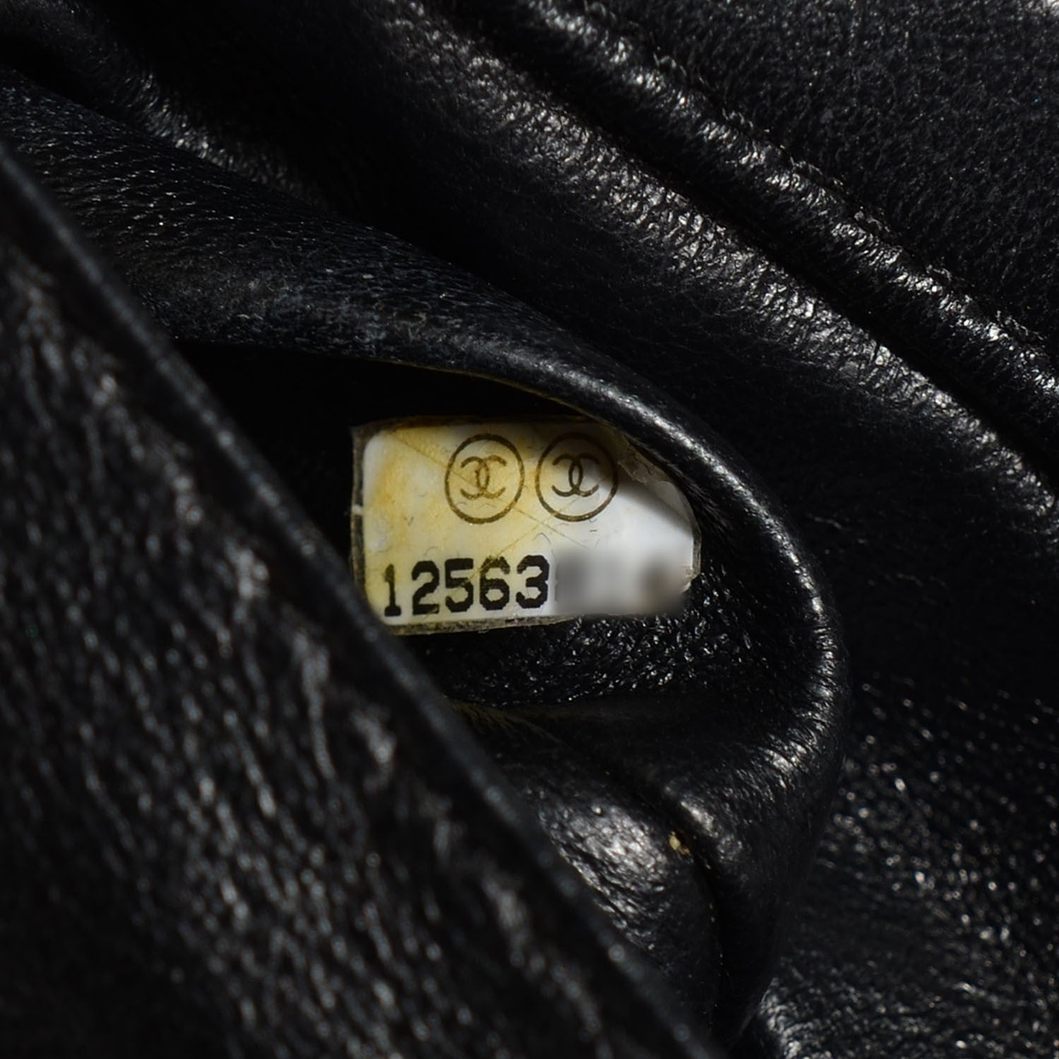 Chanel Patent Quilted East West Flap Black 7 of 8