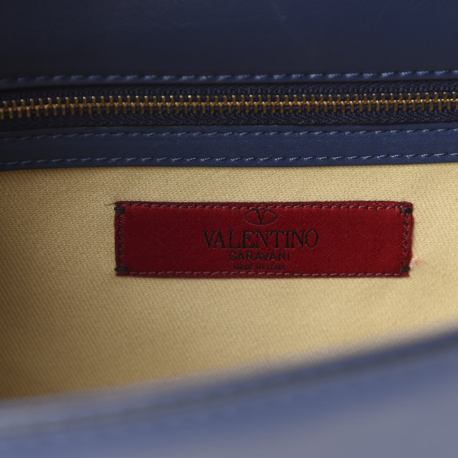 Valentino Garavani Vitello Medium Glam Lock Rockstud Flap Indigo 8 of 11