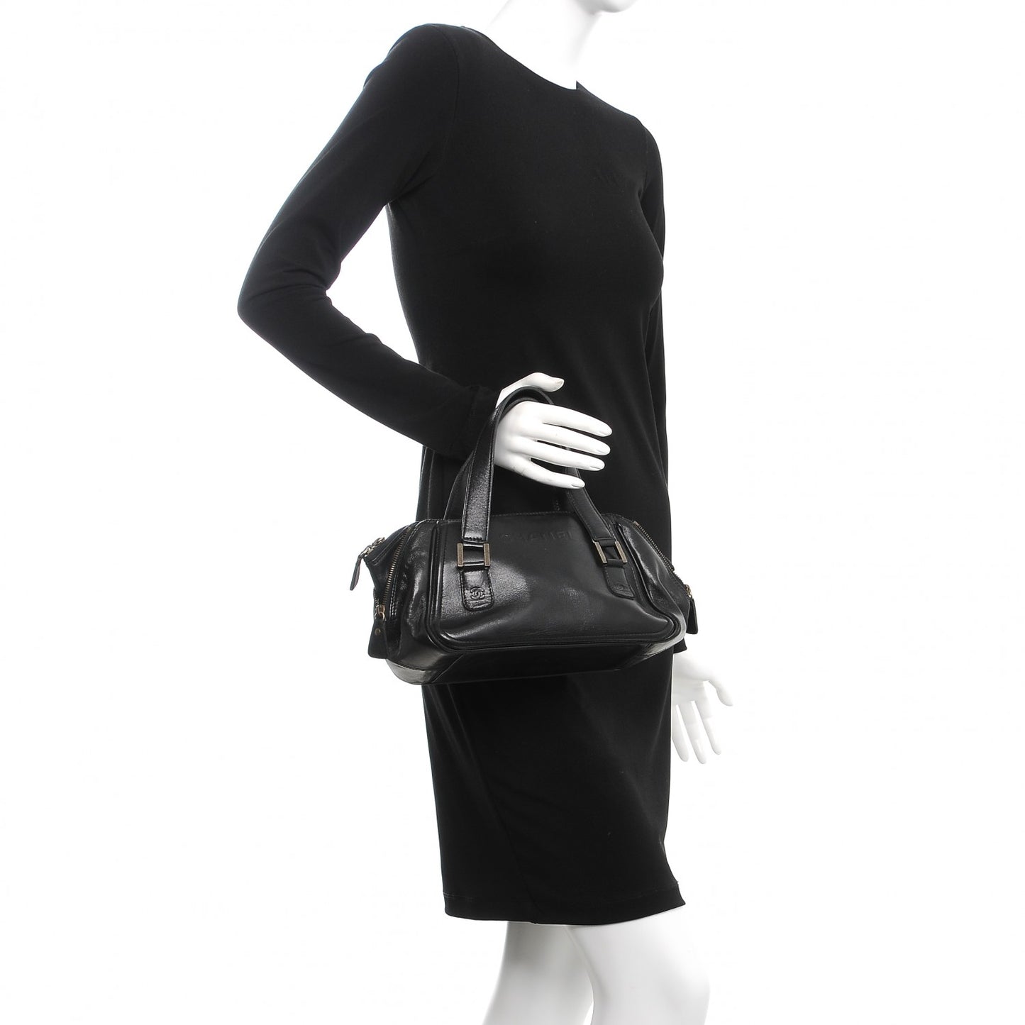 Lambskin Bowler Black