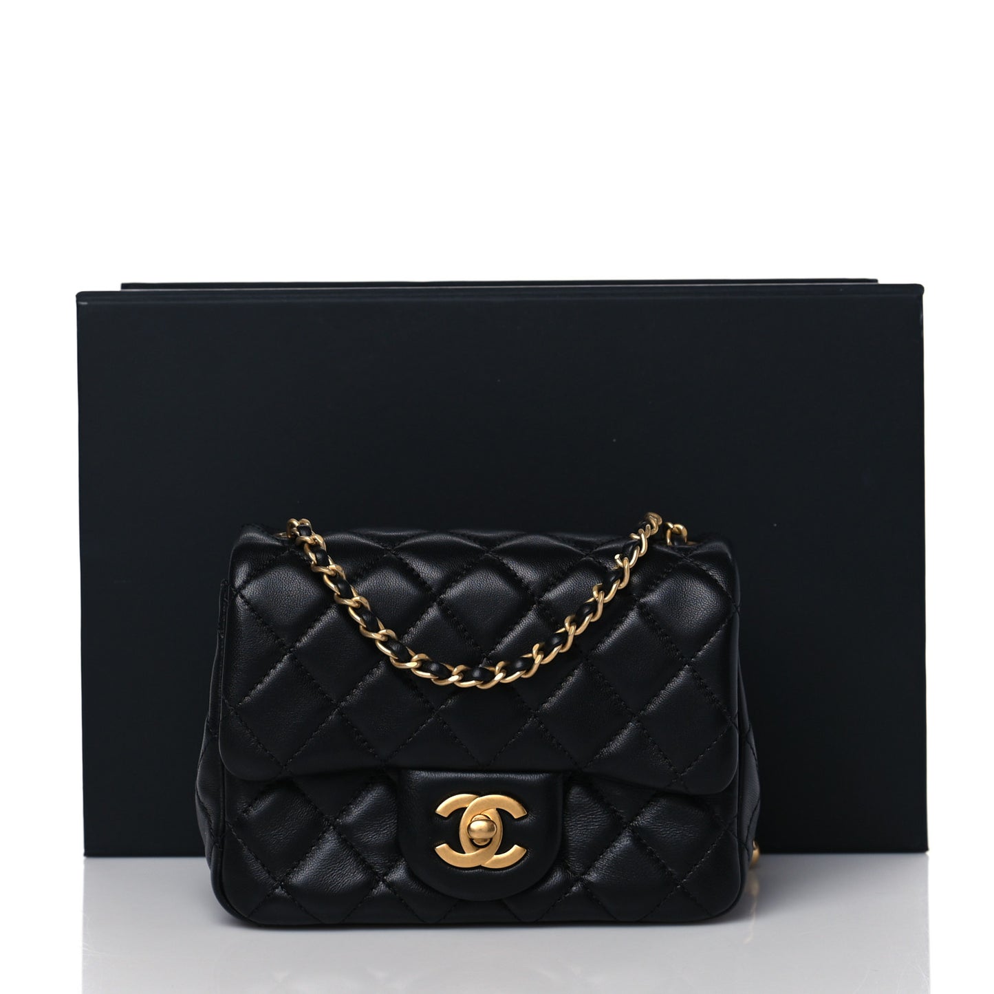 Lambskin Quilted Mini Pearl Crush Flap Black