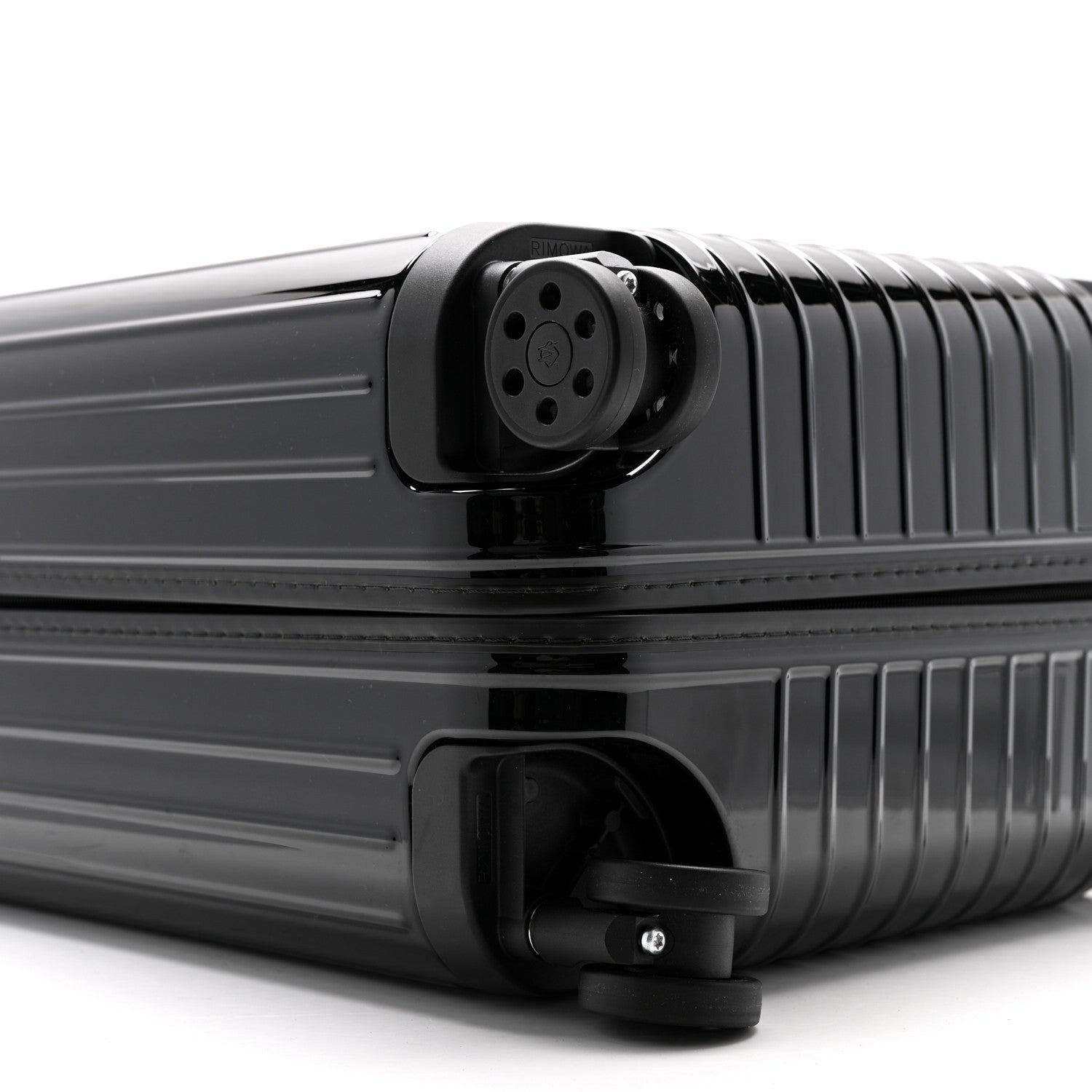 Rimowa Gloss Polycarbonate Essential Lite Cabin Black 7 of 8