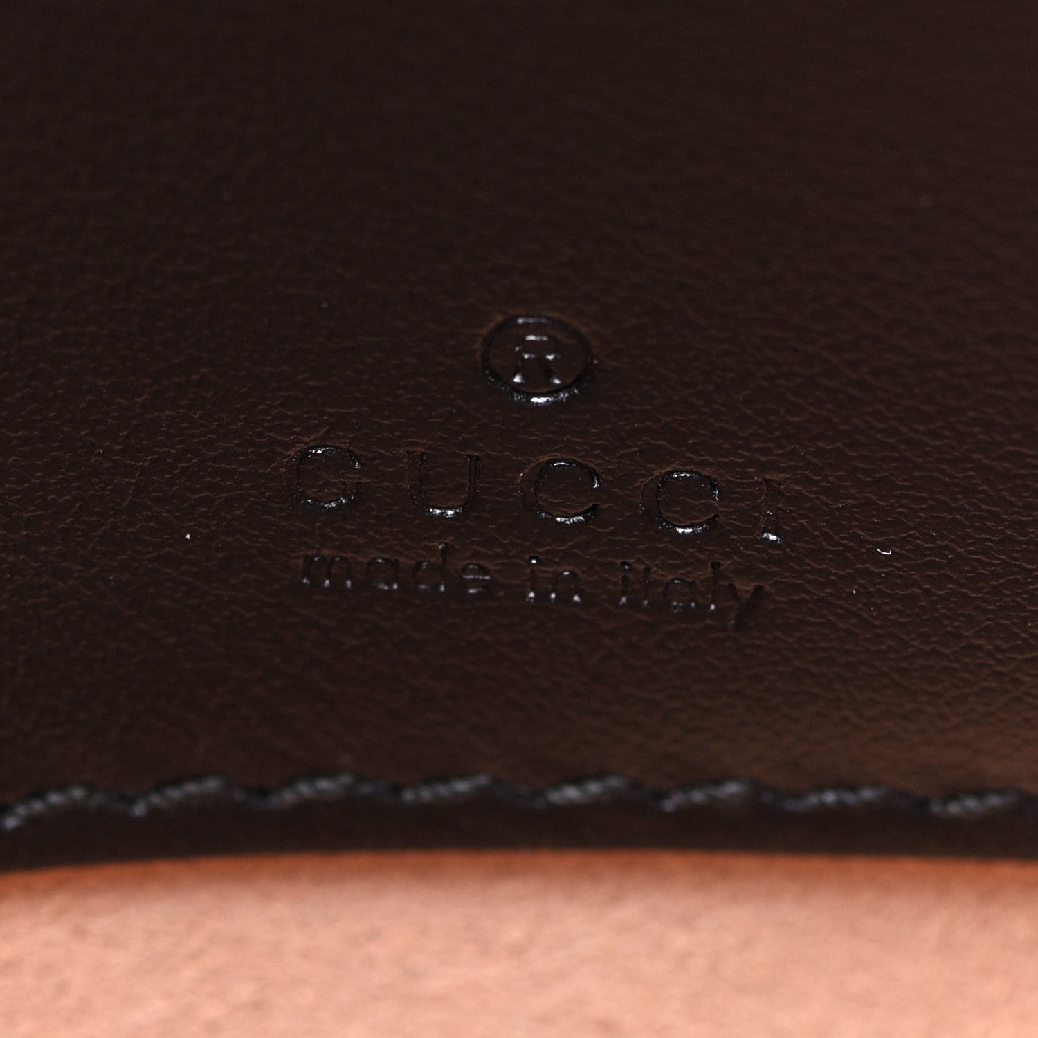 Gucci Calfskin Matelasse GG Marmont Round Wrist Wallet Black 7 of 9