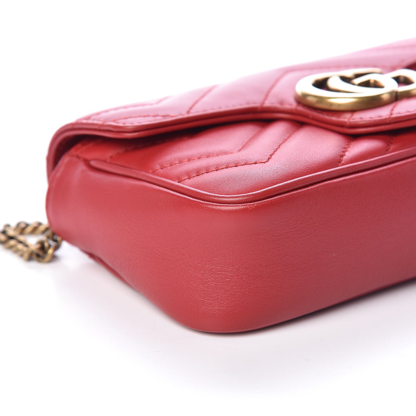 Calfskin Matelasse Super Mini GG Marmont Shoulder Bag Hibiscus Red