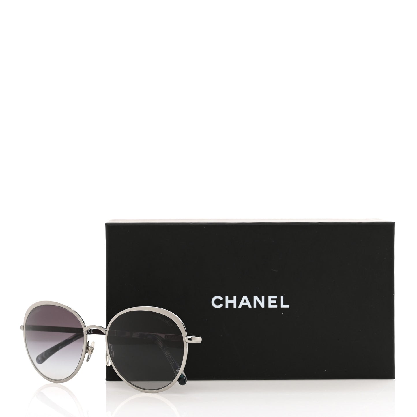 Round Spring Sunglasses 4206 Black Silver