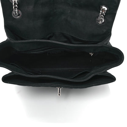 Chanel Iridescent Caviar Medium Lady Pearly Flap Black 5 of 8