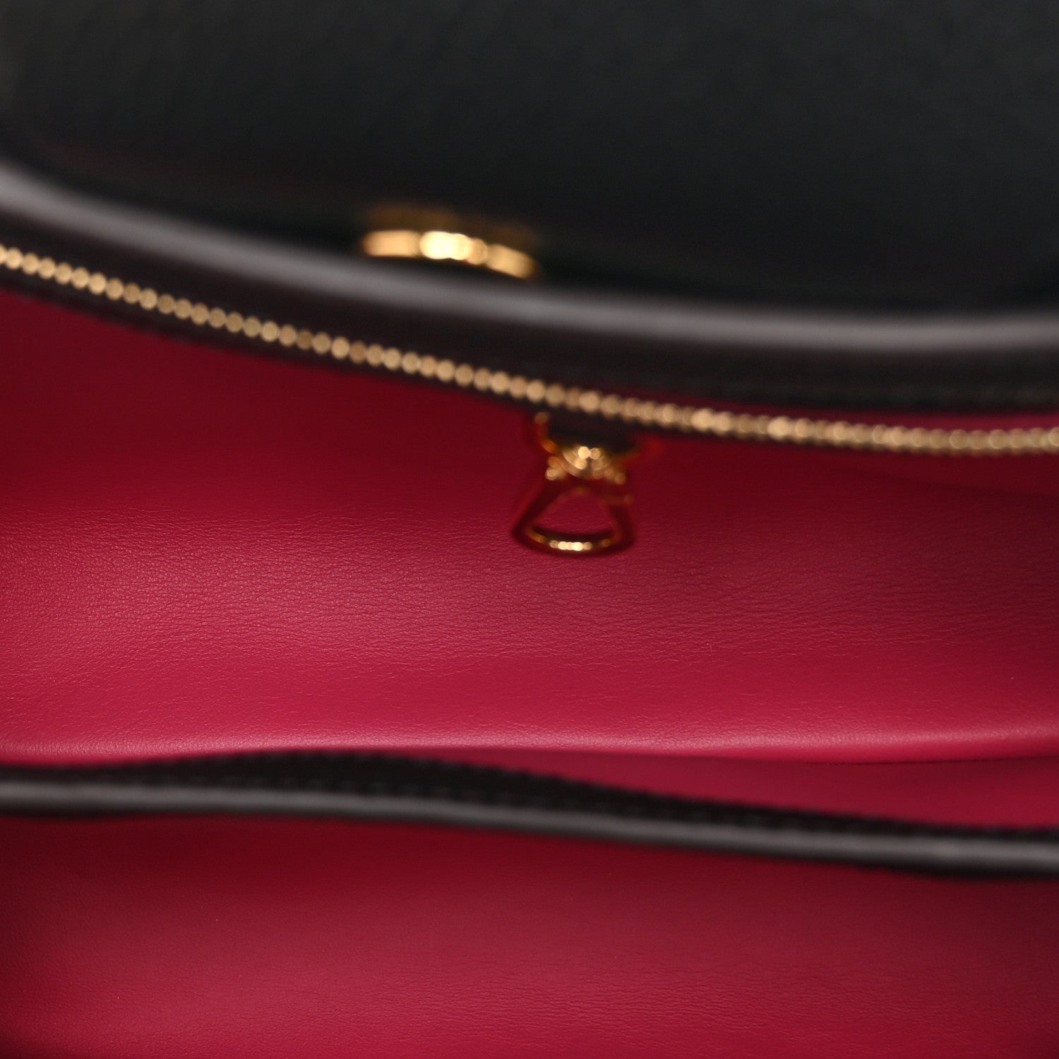 Louis Vuitton Taurillon Capucines PM Black 5 of 9