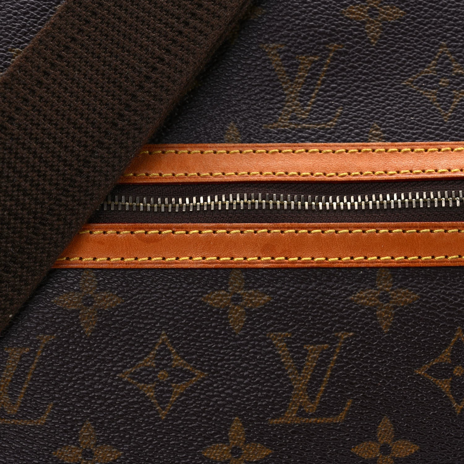 Louis Vuitton Monogram Bosphore PM Messenger 7 of 12