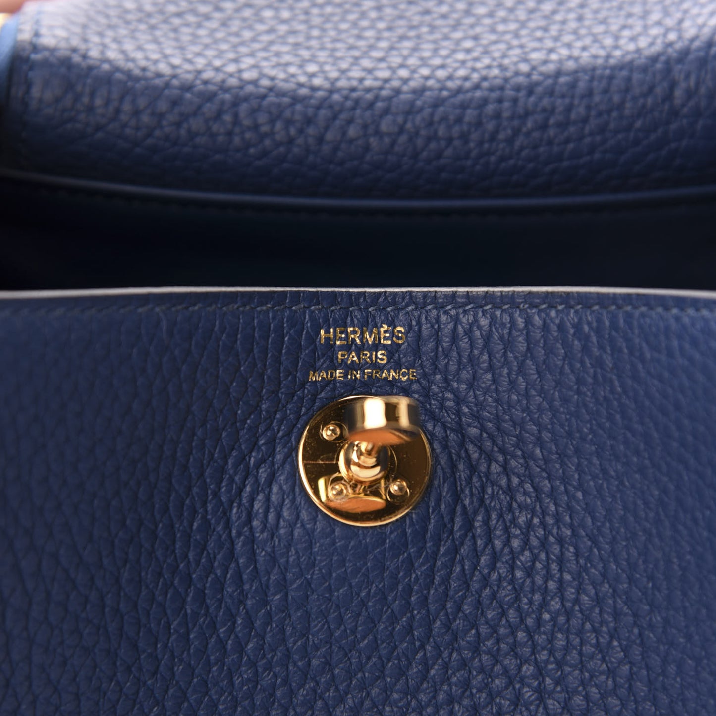 Taurillon Clemence Mini Lindy 20 Deep Bleu