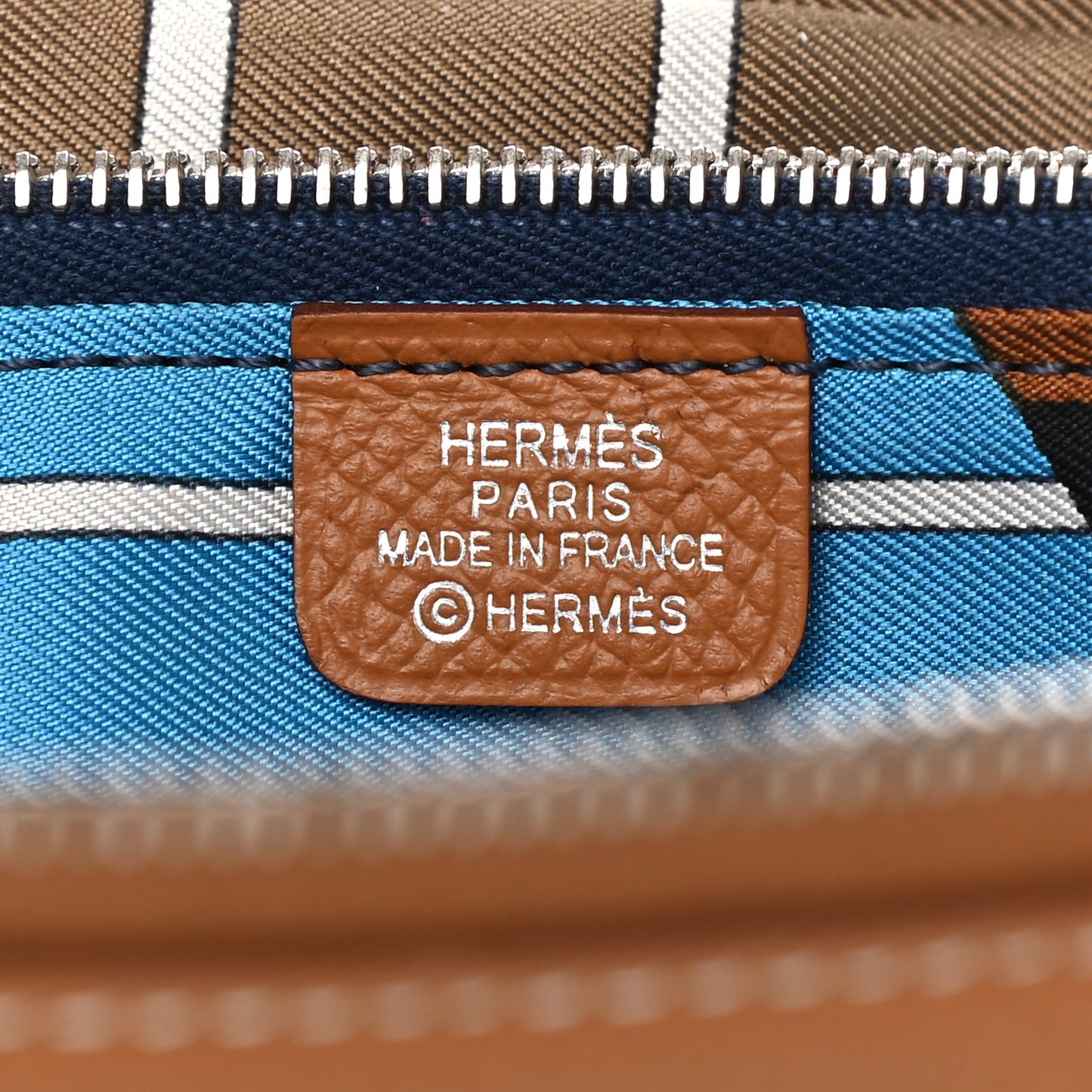 Epsom Silk'In Wallet Gold