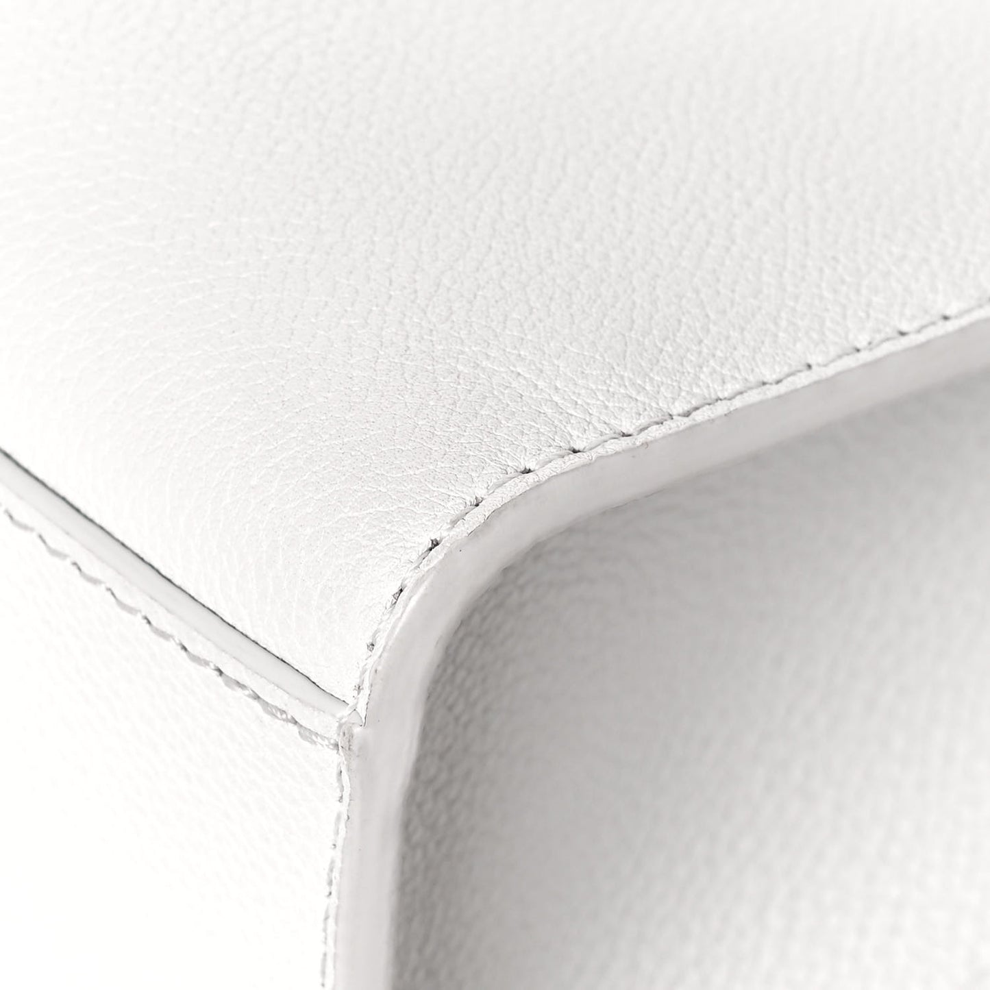 Soft Calfskin Mylockme Chain Bag BB White
