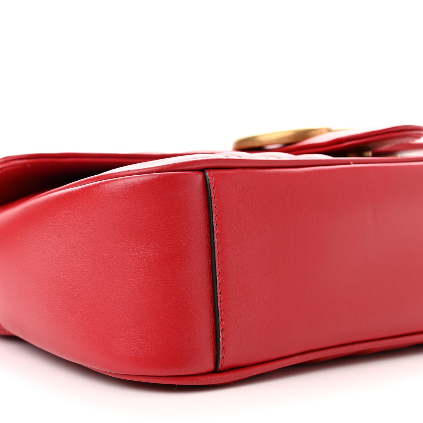 Calfskin Matelasse Small GG Marmont Shoulder Bag Hibiscus Red