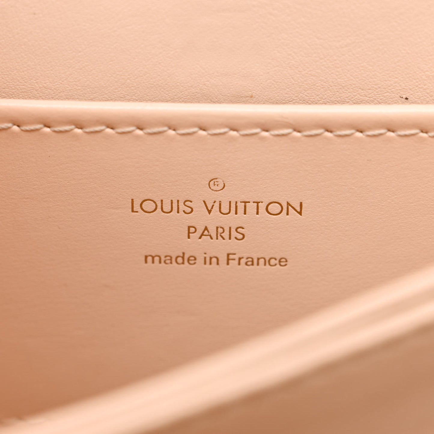 Grained Smooth Calfskin Rose Des Vents PM Creme
