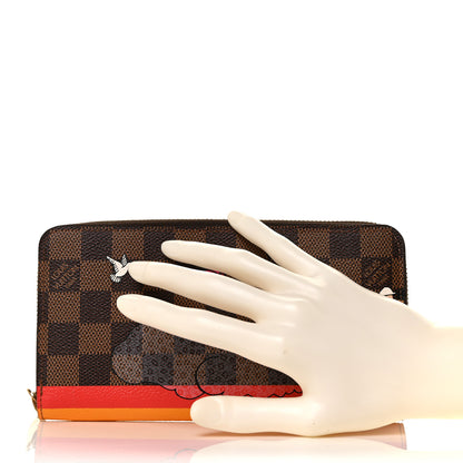 Louis Vuitton Damier Ebene 2015 Christmas Animation Zippy Wallet Poppy 2 of 8