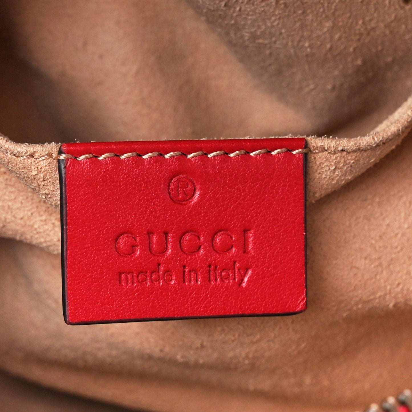 Calfskin Matelasse Mini GG Marmont Chain Shoulder Bag Hibiscus Red